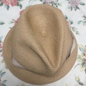 Woman's Straw hat.  stunning